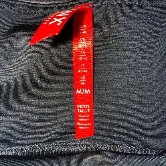 SPANX Black Faux Leather Leggings Petite Medium New - Picture 3 of 11